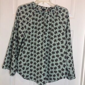 Ann Taylor Green 3/4 Sleeve Relaxed Blouse with Elastic Neck. Size M